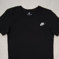Nike Sportswear Tee оригинална тениска S Найк спортна памучна фланелка, снимка 2 - Спортни дрехи, екипи - 42937014