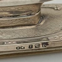 Стар Английски сребърен комплект 1928 година

, снимка 4 - Антикварни и старинни предмети - 44049713