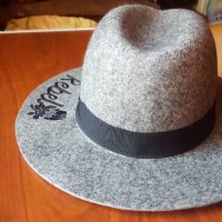 Вълнена шапка Rebel Fedora Moonee, Silvian Heach Collection, размер 59, снимка 4 - Шапки - 37431655