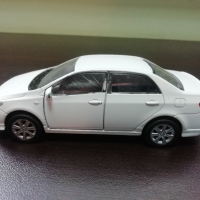 Welly 2009 Toyota Corolla колекционерска количка 1/34-1/39 Тойота Корола 43608 1/36 , снимка 2 - Колекции - 44844982