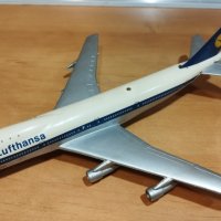 Стар метален самолет BOEING 747, SCHUCO, Made in Germany, снимка 2 - Колекции - 39451457