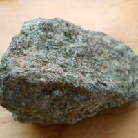 актинолит, снимка 3 - Други ценни предмети - 32362844
