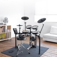 търся Roland V-Drums TD-11KV, Roland Td-1dmk бартер, Договаряне, снимка 1 - Ударни инструменти - 44119420