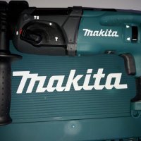 Перфоратор MAKITA HR2470 780W , снимка 2 - Други машини и части - 27904405