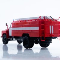 ГАЗ-53 AC-30-106Г пожарна - мащаб 1:43 на АвтоИстория моделът е нов в кутия, снимка 2 - Колекции - 43634855