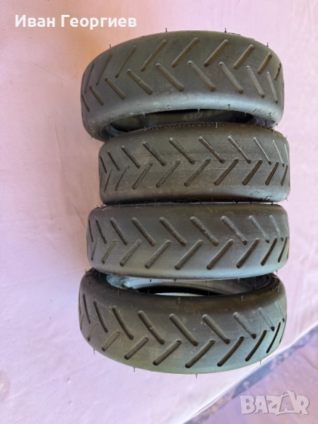 Комплект гуми (външна + вътрешна)  за ел. тротинетка 8 1/2 х 2 - 4бр , снимка 1