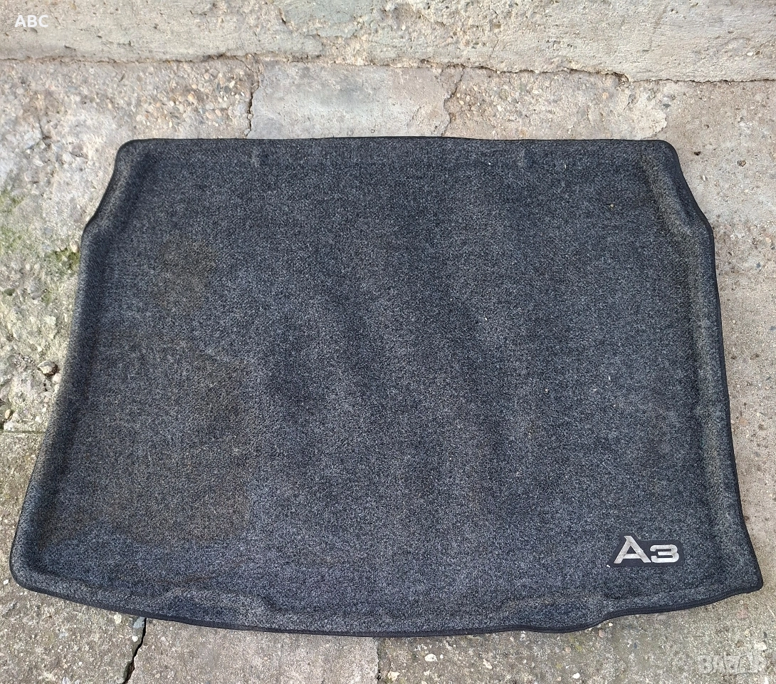 Текстилна стелка за багажник Audi A3 P8, снимка 1