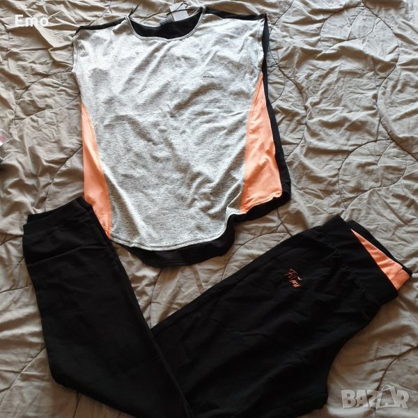 Дамски тениски и екипи , снимка 1