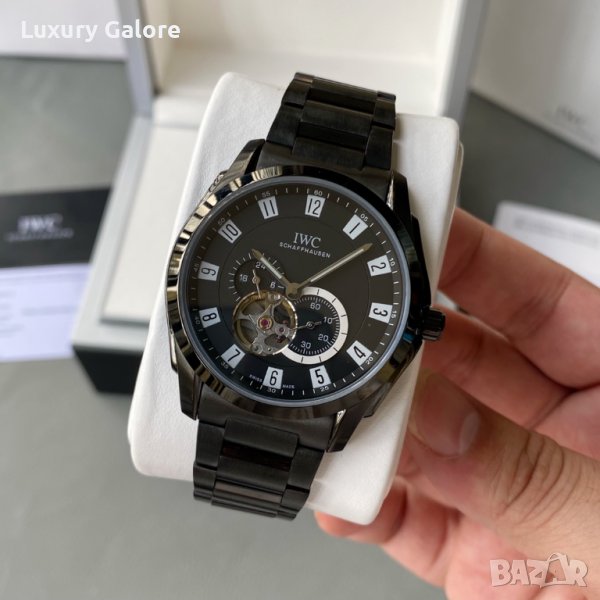 Мъжки часовник IWC Schaffhausen Universal с автоматичен механизъм, снимка 1