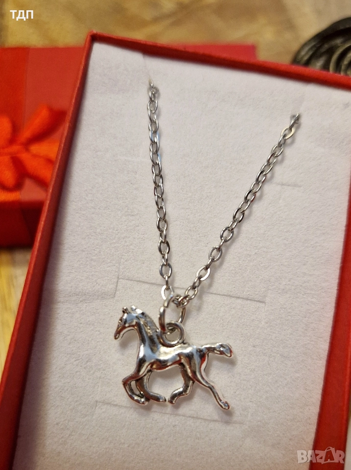 Нежно колие с конче "Свободен дух " , снимка 1