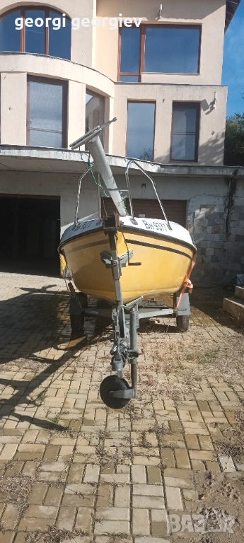 Ветроходна яхта, снимка 1