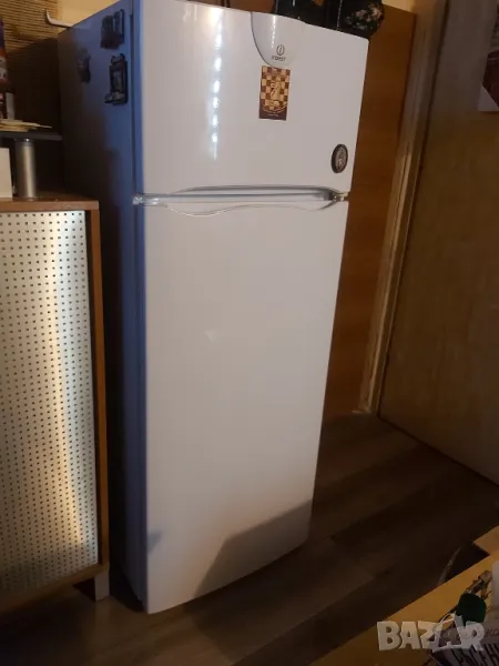 хладилник indesit, снимка 1