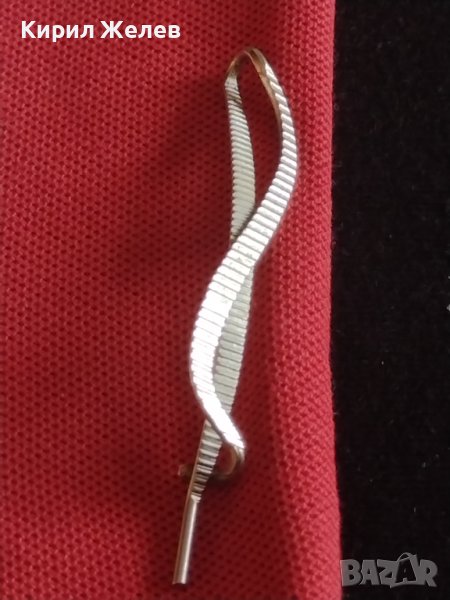 Модерна игла щтипка за вратовръзка перфектно състояние 30411, снимка 1