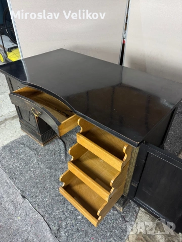 Старинно бюро в добро състояние , снимка 7 - Бюра - 53470362