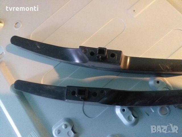 TV стойка SAMSUNG модел UE32M5075AU, снимка 2 - Стойки, 3D очила, аксесоари - 28150833