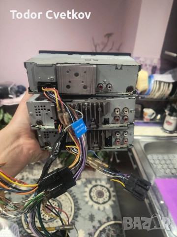 Продават се