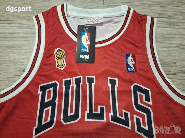 Баскетболен потник на Майкъл Джордан #Чикаго Булс #23# Mitchell&Ness!, снимка 3 - Баскетбол - 52572209