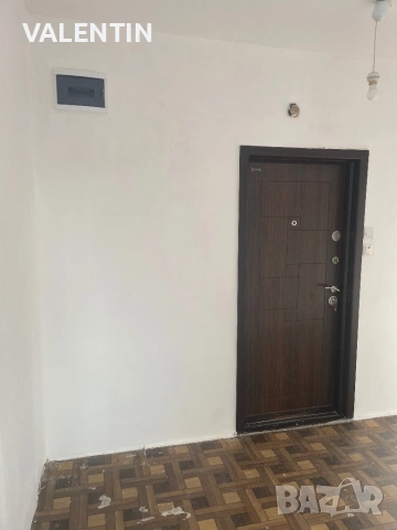 Разширена Гарсониера 