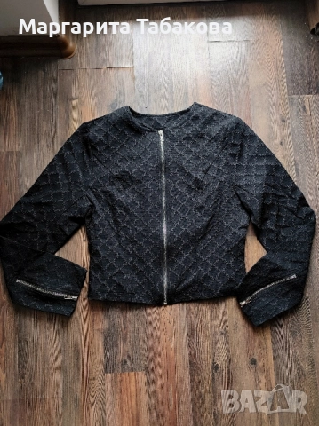 Ново черно късо елегантно якенце 