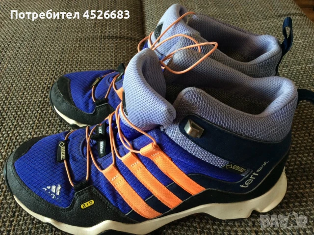 Маратонки Adidas gore-tex, снимка 2 - Маратонки - 50959100
