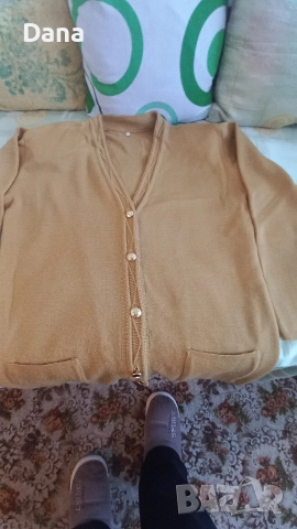 дамска вълнена жилетка 