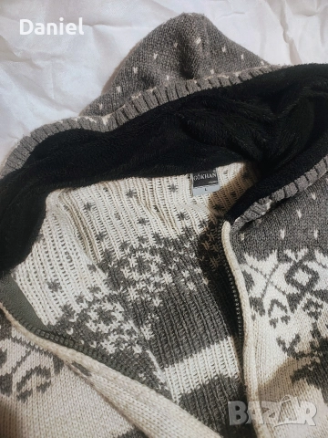 мъжка вълнена жилетка, снимка 2 - Пуловери - 52695210