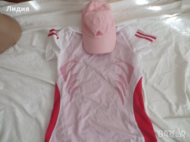 Дамска тениска и шапка Adidas, снимка 1 - Спортна екипировка - 17527197