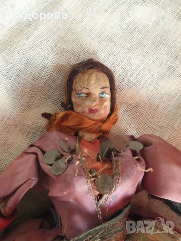 Стара колекционерска парцалена кукла от началото на миналия век, снимка 2 - Антикварни и старинни предмети - 40649084