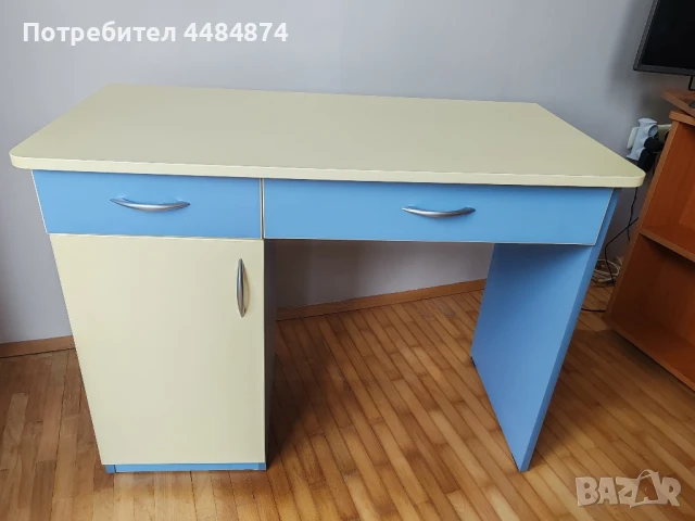 Ученическо Бюро в жълто и синьо, снимка 2 - Бюра - 50887380