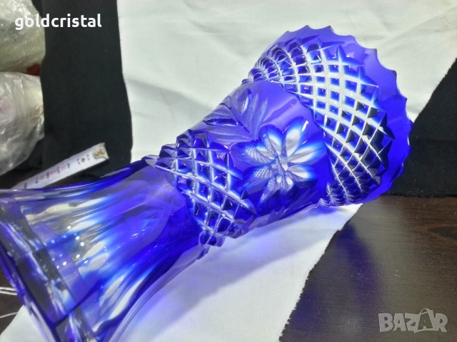 кристална ваза , снимка 3 - Антикварни и старинни предмети - 52267383