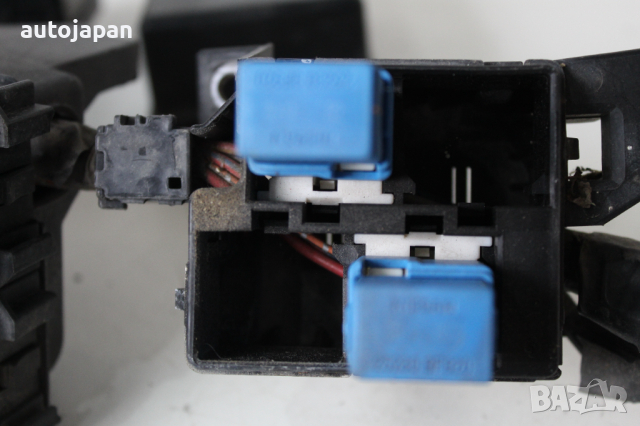 Кутия с релета Нисан примера п12 2.0 140кс комби 02г Nissan primera p12 2.0 140hp 2002, снимка 4 - Части - 44860105