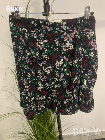 Пола в размер S нова с етикет, снимка 8 - Поли - 44867198