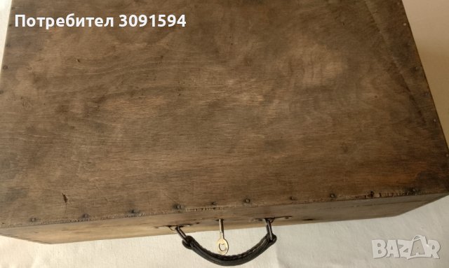 Стар автентичен дървен куфар , снимка 11 - Антикварни и старинни предмети - 43275057