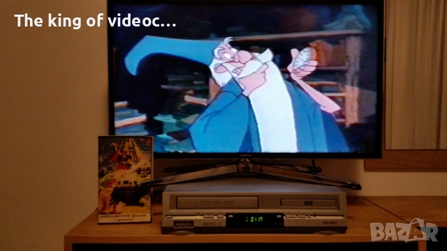 Видеокасета  " МЕЧЪТ В КАМЪКА " & " ДАМАТА И СКИТНИКЪТ " VHS , снимка 9 - Анимации - 53297743