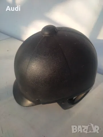 Жокейска каска/шапка за езда  Марка : JOFA  220 Тегло: 450 грама Размер Size 53-54