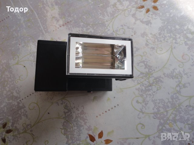 Немска светкавица Браун , снимка 13 - Светкавици, студийно осветление - 38730981