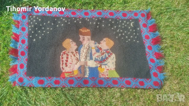 Битов ковьор за стена., снимка 3 - Антикварни и старинни предмети - 51302805