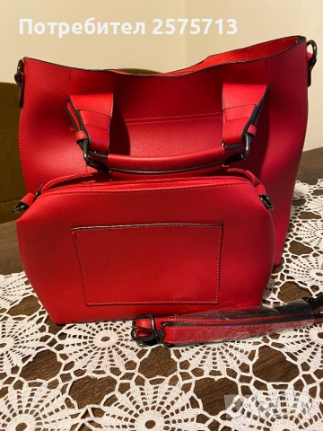 Голяма червена чанта с несер, снимка 2 - Чанти - 53133509