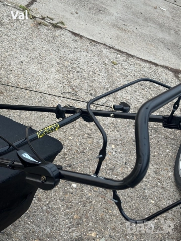 Бензинова самоходна косачка Einhel Royal , снимка 8 - Градинска техника - 52321896