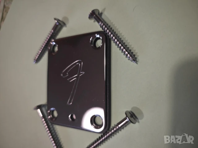 Плочка (Neck Plate)  F Logo във '70s Vintage стил с 5 дупки, снимка 3 - Китари - 51049507