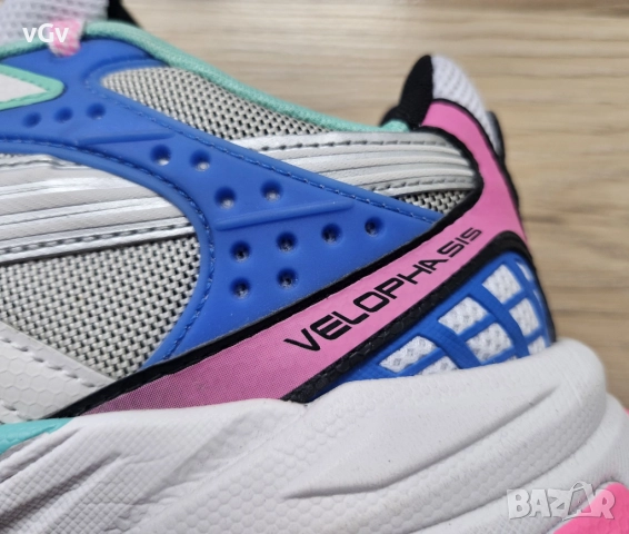 Дамски маратонки Puma Velophasis Born in the2000's - 40 , снимка 6 - Маратонки - 52919791