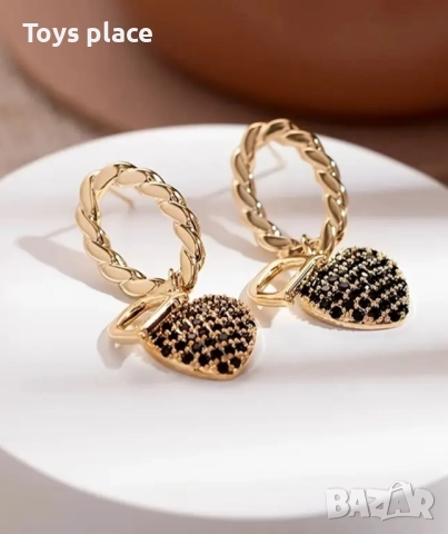 Комплект Обеци + Колие Dior, снимка 6 - Колиета, медальони, синджири - 52348480