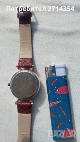 Дамски часовник с пчела, снимка 2 - Дамски - 51962328