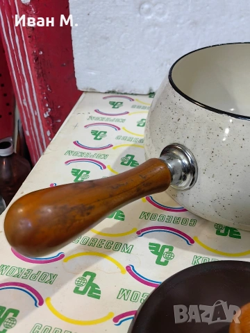 винтидж емайлирана кесарола ( тенджера) , снимка 10 - Антикварни и старинни предмети - 53416188