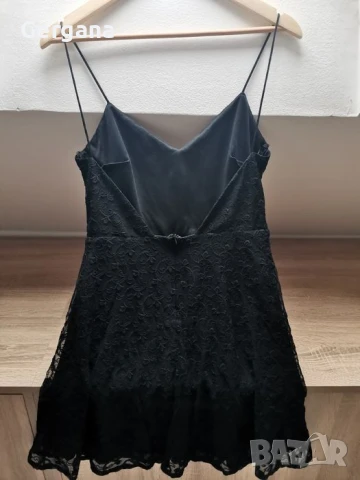 Mango нова дантелена рокля с отворен гръб , снимка 3 - Рокли - 50503060