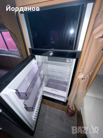 Кемпер Ford Tranzit Laika, снимка 6 - Каравани и кемпери - 51886300