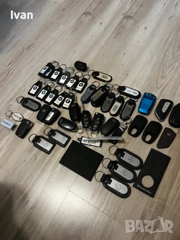 Ключодържатели за коли Audi,BMW,Mercedes,Tesla,Nissan, снимка 2 - Колиета, медальони, синджири - 48429130