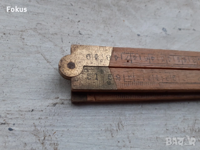 Стар антикварен дървен метър с бронзови панти, снимка 3 - Антикварни и старинни предмети - 53358000