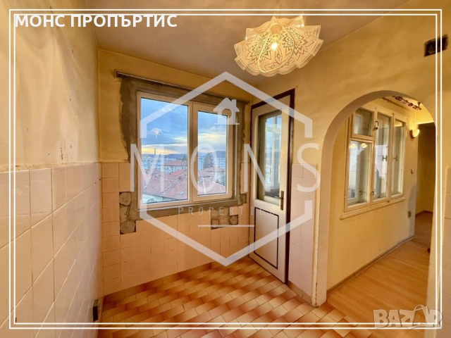 Просторен четиристаен апартамент под наем в централната част на гр. Севлиево, снимка 2 - Апартаменти - 53495895