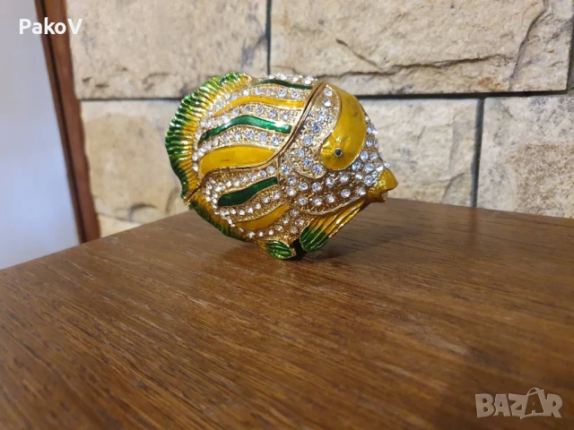 Бижутерка "Риба"